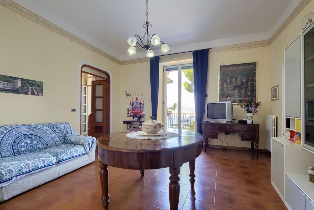 Casa Panoramica Apartman Castellammare di Stabia Kültér fotó